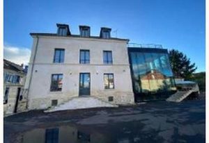Location local commercial L'Isle-Adam - Immeuble divisible