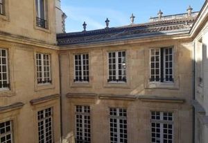 Location bureaux Bordeaux Triangle d'Or - Proche Tram B et Gare St Jean