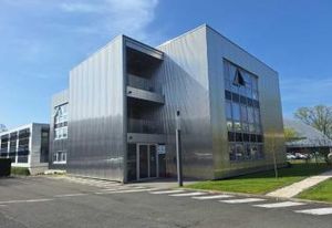 Location bureaux Bordeaux Lac - Proche tram et gare Saint-Jean