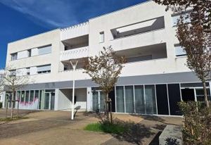 Location local commercial Villenave-d'Ornon - Proche A62