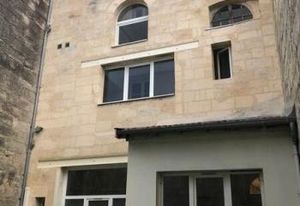 Location bureau Bordeaux - Quai des Chartrons, proche tram B