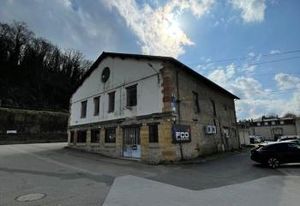 Locaux d'activité à louer Fontaines-sur-Saône - Plusieurs lots disponibles
