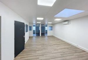 Bureaux à louer Vénissieux - Zone tertiaire bien desservie