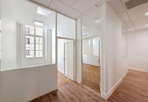 Bureaux rénovés Lyon 2 - Proche métro Bellecour et gare Perrache
