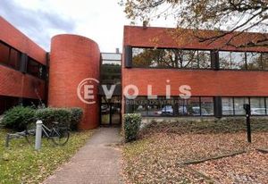 Location bureaux Mérignac - Proche commodités et transports