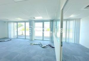 Bureaux à louer Bordeaux - Triopolis, calme et accès PMR
