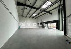 Location local d'activité neuf Tresses - Proche rocade N230