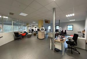 Location bureaux Bordeaux - Tram Emile Counord et Place Europe