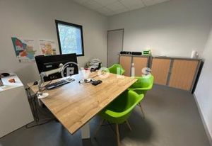Location bureaux Bordeaux - Tram Emile Counord et Place Europe