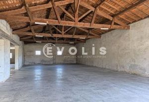 Vente entrepôt Lansac - Grand volume et bureaux aménagés
