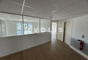 Location local commercial Bordeaux Chartrons - cours passant