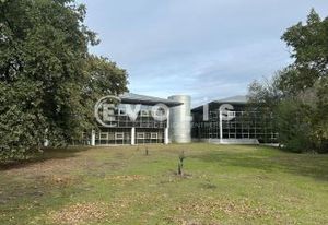 Location bureaux Mérignac - Parc arboré, tram et bus