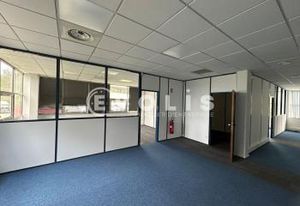 Location bureaux Mérignac - Parc arboré, tram et bus