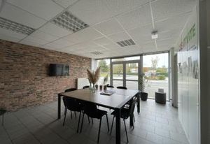 Bureaux à louer Pont-Audemer - Proche A13 en zone verdoyante