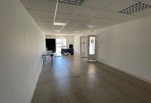 Vente bureau Prey - Proche Evreux - Local indépendant