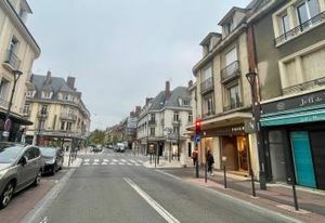Location local commercial Evreux centre-ville - Proche autoroute