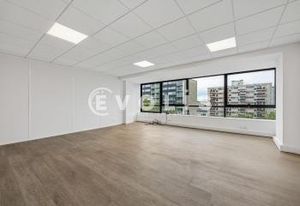 Bureaux clés en main Montrouge - Métro ligne 4 - RER Laplace