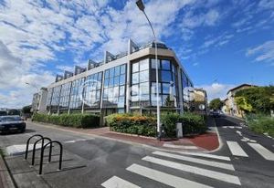 Location bureaux Gentilly - Proche RER et autoroutes