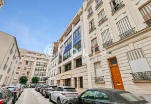 Location bureaux Levallois-Perret - Proche transports et périphérique