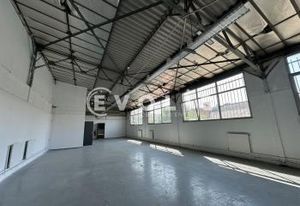 Location local mixte Nanterre - Proche A86 et transports