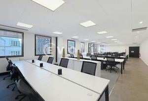 Bureaux privatifs Paris 9 - Métro Grands Boulevards - Immeuble rénové