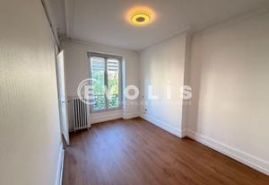 Location bureaux Paris 1 - Proche métro Chatelet et RER