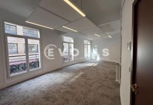 Bureaux à vendre Paris 8 - Proche métro et bus George V