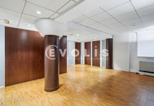 Bureaux à louer Paris 13 - Place d'Italie, métro et bus