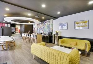 Location bureaux Paris 2 - Quartier Sentier, proche métro et RER