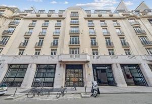 Location bureaux Paris 8 - Proximité Étoile et Parc Monceau