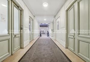 Location bureau Paris 8 - Proche Saint-Lazare, métro et RER