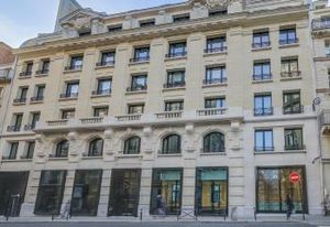 Bureaux clés en main Paris 8 - Rue d'Amsterdam - Gare Saint-Lazare