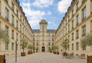 Location bureaux Paris 7 - Métros Solférino et Varenne