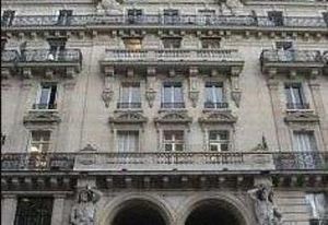 Location bureaux Paris 1 - Immeuble haussmannien proche métro Louvre