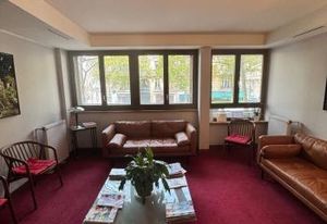 Vente bureau Paris 8 - Proche métro Courcelles et RER Charles de Gaulle-Etoile