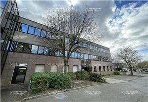 Location bureaux Rennes Nord - Proche transports en commun