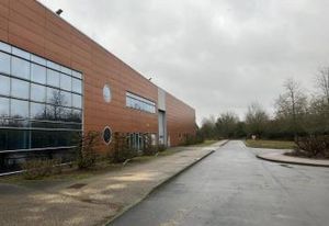 Location entrepôt Savigny-le-Temple - Accès A5 et Francilienne