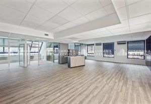 Bureaux à vendre Antony - Proche RER B, bus et autoroutes A86 et N20