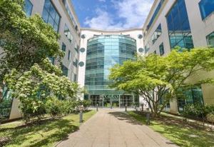 Location bureaux Vélizy-Villacoublay - Proche Tramway T6 et Centre Commercial Westfield
