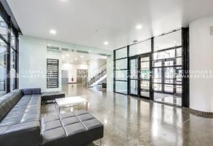 Location bureaux Montigny-le-Bretonneux - Proche A12, N10 et transports en commun