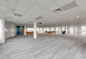 Location bureaux Massy - Proximité RER B, C, TGV, Aéroport Orly, A6, A10
