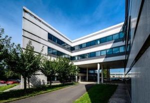 Location bureaux Courcouronnes - Proche A6, RER D, Tram 12
