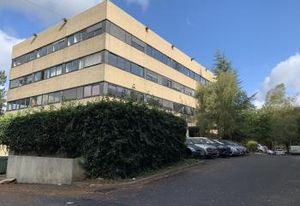 Location bureaux Antony - Proche RER B et grands axes routiers