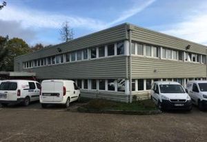Location bureaux Dourdan - Proximité RER, autoroutes et aéroports