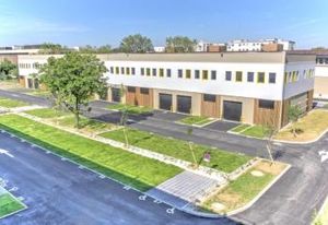 Locaux d'activités à louer Fresnes - Proximité A86 et RER