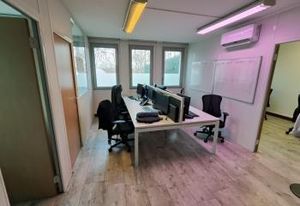 Location bureaux Igny - Proche grands axes routiers et bus