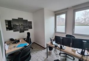 Location bureaux Igny - Proche grands axes routiers et bus
