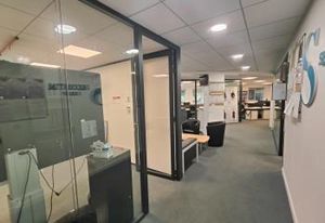 Location bureaux Meudon - Proche A86 et N118, RER et bus