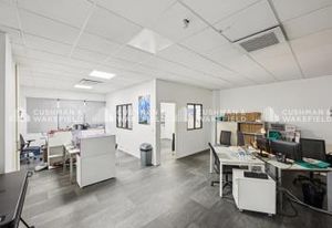 Vente bureaux climatisés Buc - Proche A86 et transports en commun