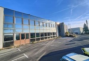 Immeuble indépendant à vendre Égly - Proximité N20 et RER